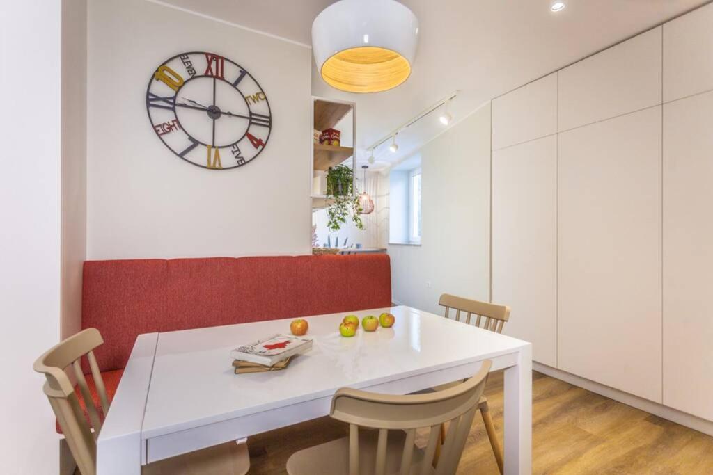 Apartment Evita In The Old Center Of Sunny Копер Экстерьер фото